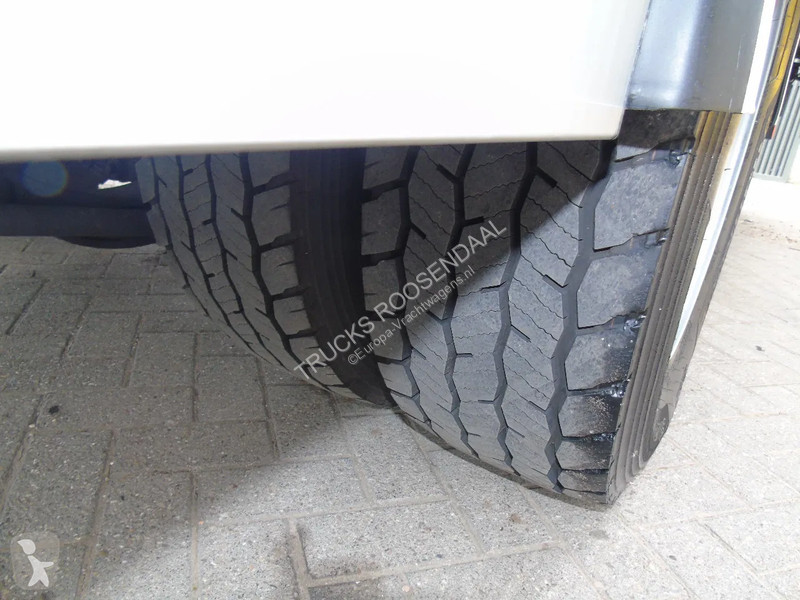 Kamion MAN 12.250 + EURO 6 + LIFT