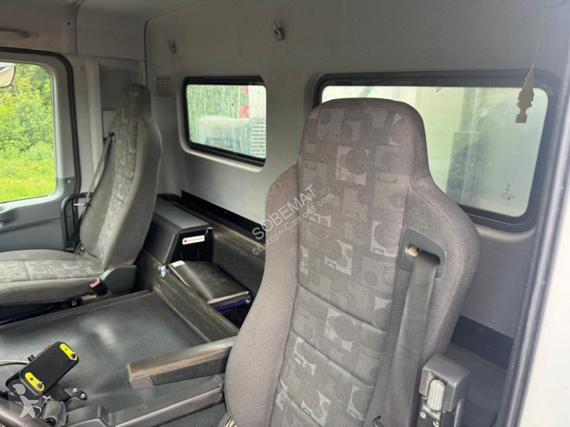 Camion Mercedes 3241