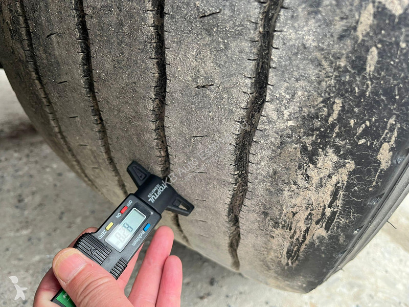 Kamion Volvo 500 8x4*4 GLOBE XL / RETARDER /...