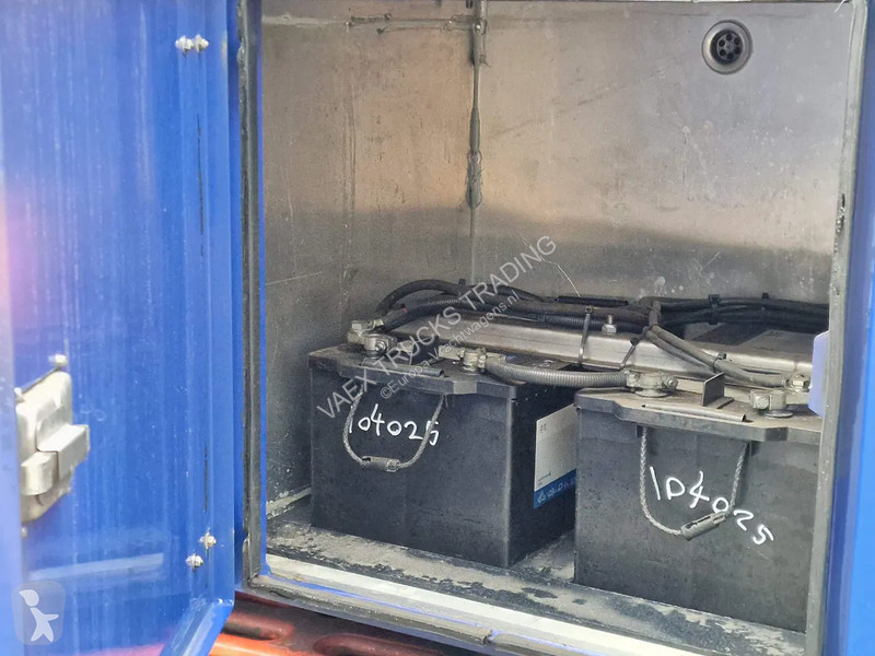 Camion Volvo 380 6x2 - 2/3 stock Berdex...
