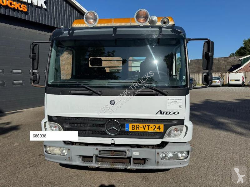 Camion Mercedes 818 Machinery transporter +...
