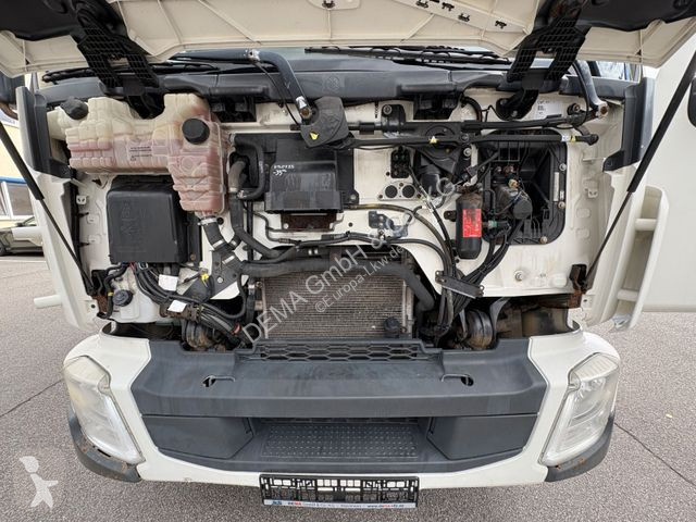 Kamion Volvo...