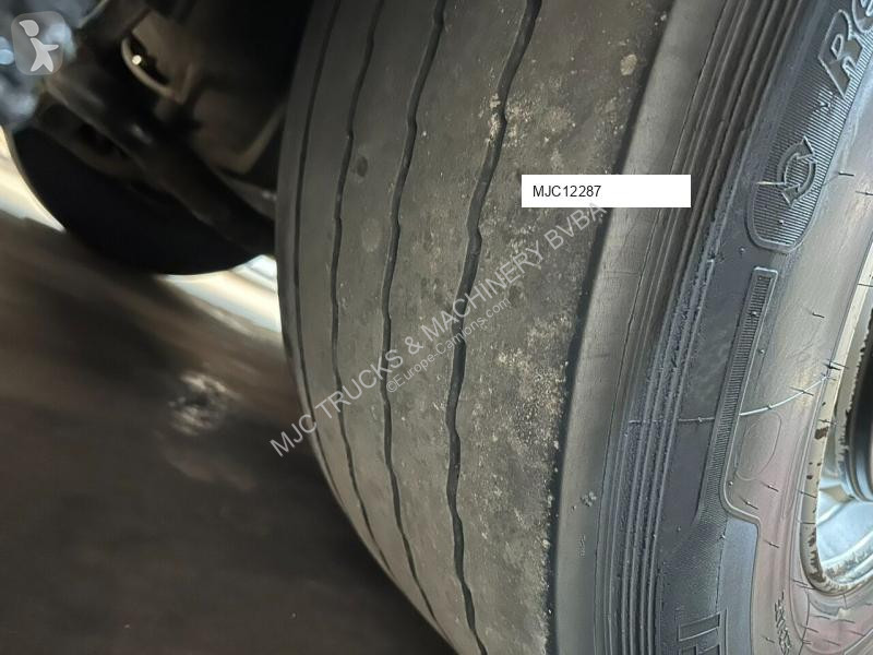 Lastbil Mercedes 16.000 L - 4 COMPARTIMENTS