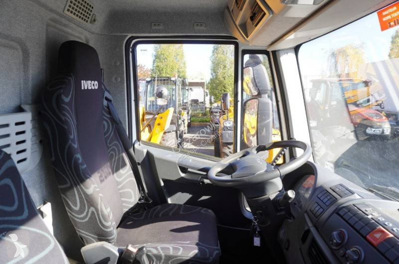 Камион Iveco