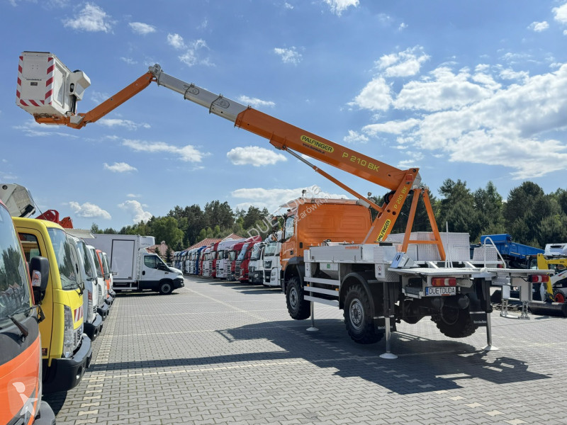 Camion Mercedes 718 E6 4x4 Zwyżka PALFINGER...