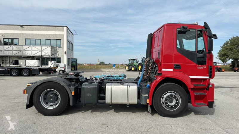 شاحنة Iveco 460 4X2
