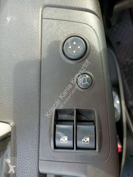 شاحنة Iveco ML120E18 4x2 Roadside Assistance