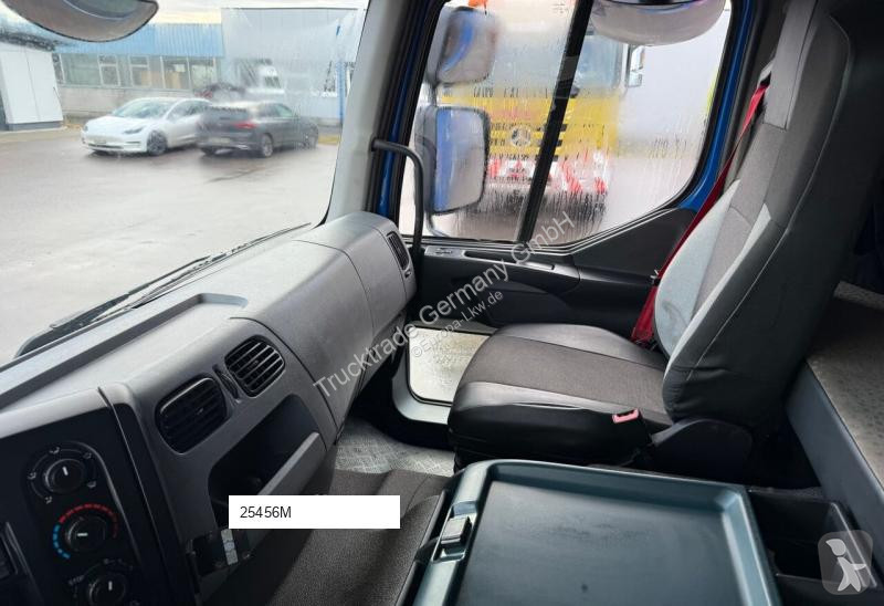 شاحنة Renault 586 D Wide 18.320