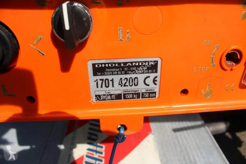 شاحنة Volvo 280 + CARRIER + ATP/FRC + LIFT...