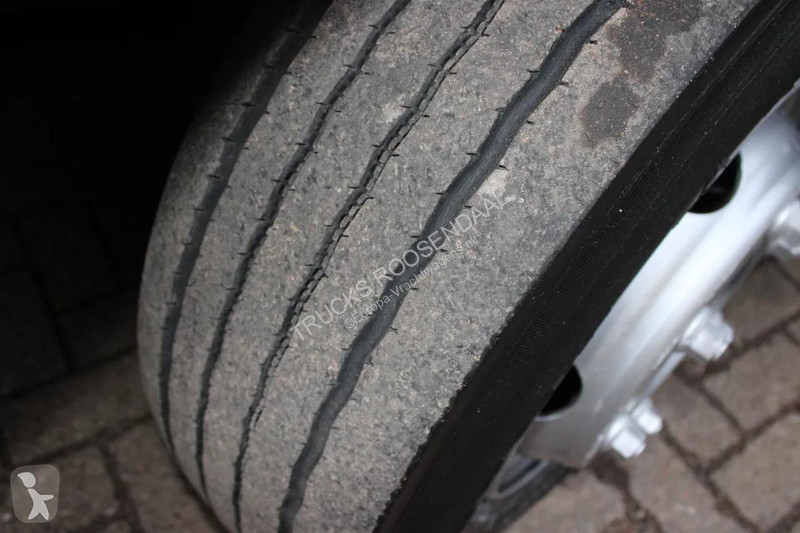 شاحنة MAN 8.220 + EURO 6 + LIFT