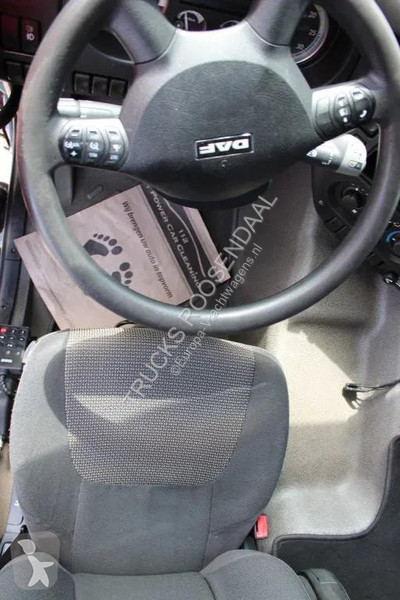 شاحنة DAF 220 + lift + euro 5