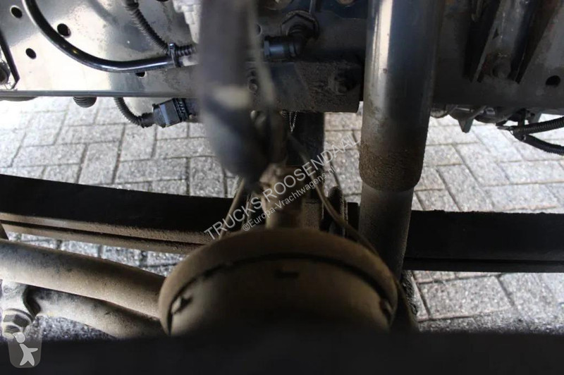 شاحنة Iveco 120E21 + Euro 6 + Dhollandia Lift +...