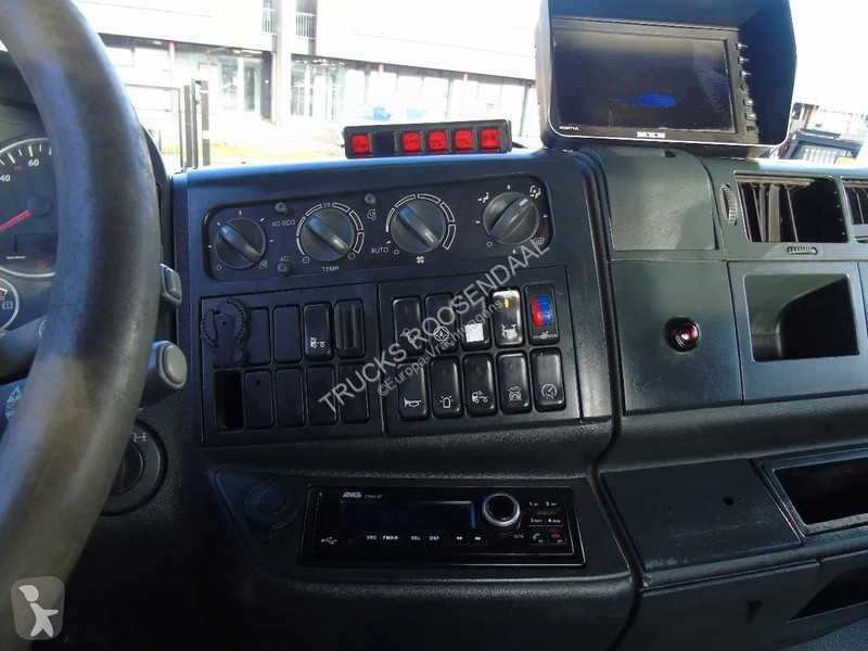 Camión MAN 41.440 8X4 + HIAB 166 E-3 HIPRO +...