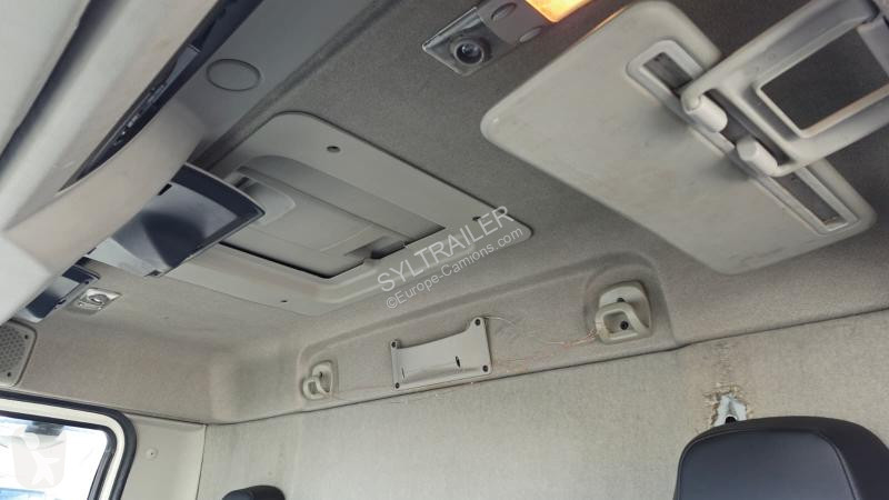 شاحنة Renault  D WIDE 280 DXI