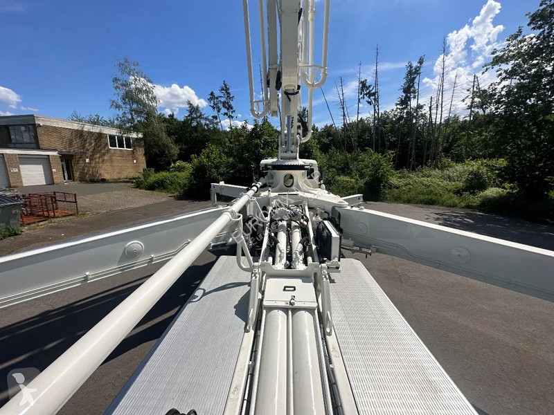 شاحنة MAN 41.520 SWAN TSP 47-5 160RZ ( 47m )