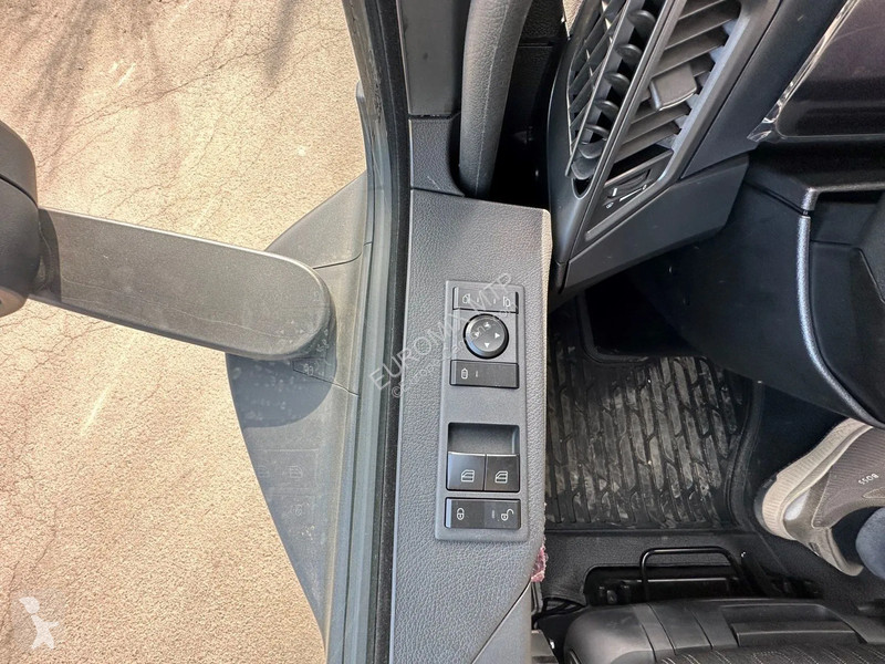 شاحنة Mercedes 4145 Mercedes-Benz  5 4145 8X4...