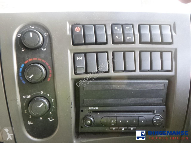 شاحنة Renault 190 dxi 4x2 RHD frigo box 20 m3