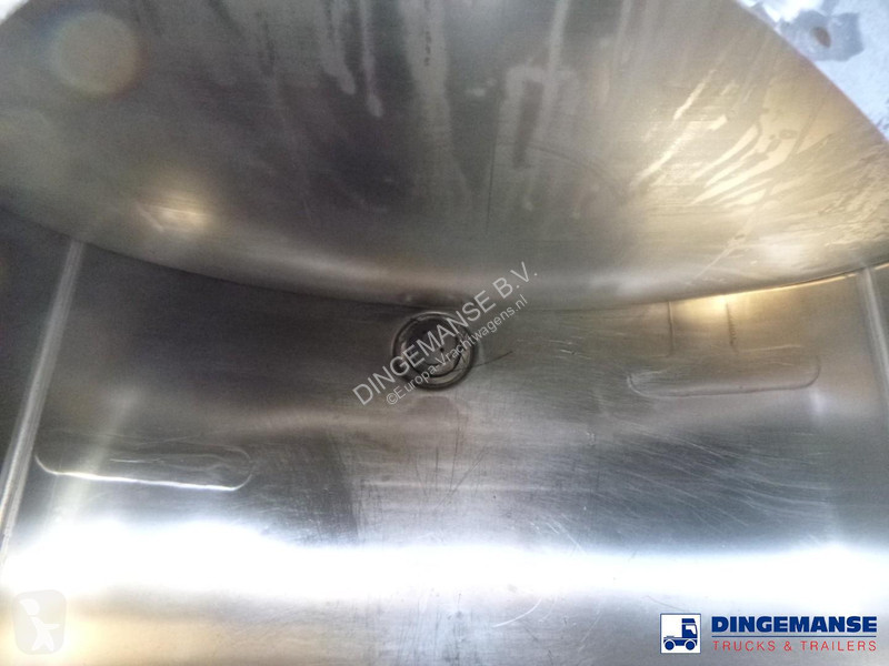 شاحنة Renault 270 dxi 4x2 fuel tank 13.7 m3 / 4...