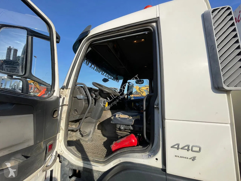شاحنة Volvo 440 MTS Dino Grondzuigmachine...