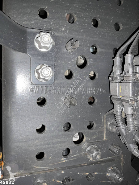 شاحنة Mercedes ACTROS 2543 HMF 23 Tonmeter...