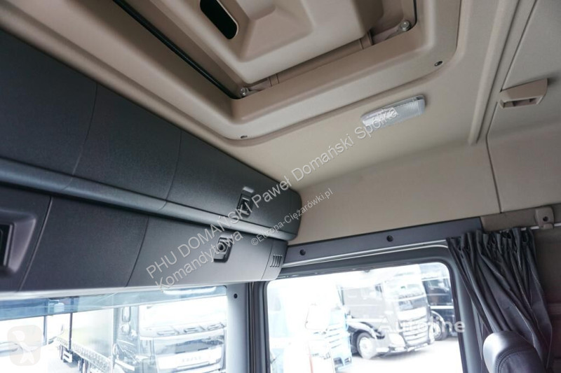 شاحنة Scania 3220 K 7