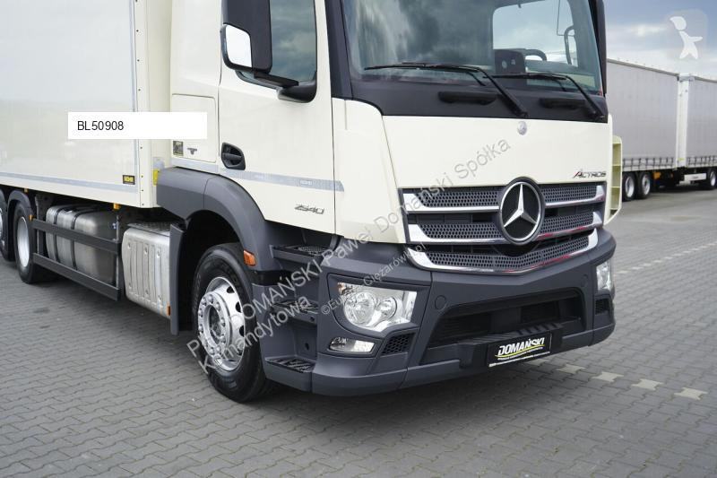 Камион Mercedes / TANDEM