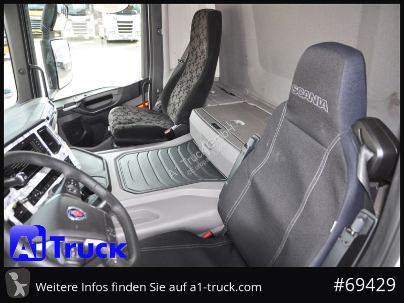 شاحنة Scania P 320 P 6x2,, Getränke, Lenkachse,...