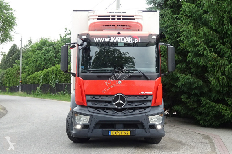 شاحنة Mercedes 2840 Syp euro 6 chłodni 3 osie...