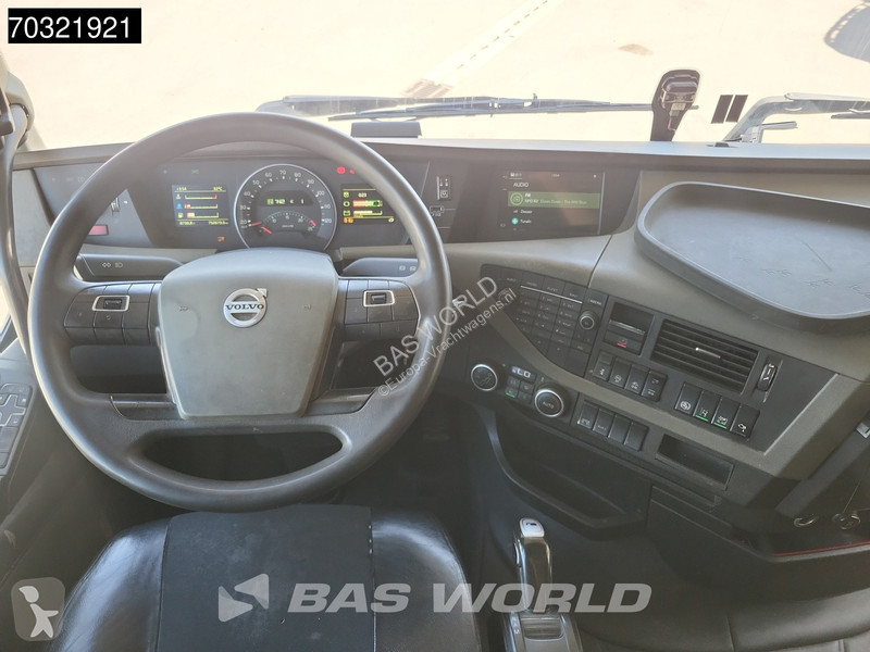 شاحنة Volvo 500  6X2 Chassis Full Air...