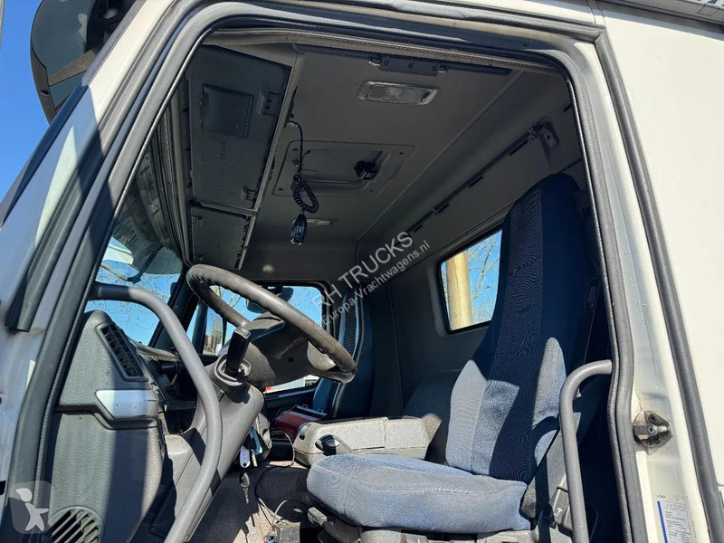 شاحنة Volvo 330 6X2 EURO 5 - ATLAS 126.3E +...