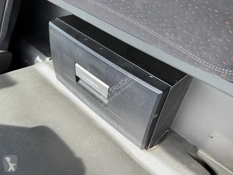 شاحنة Volvo 6X2 EURO 6 VDL 21T HOOK
