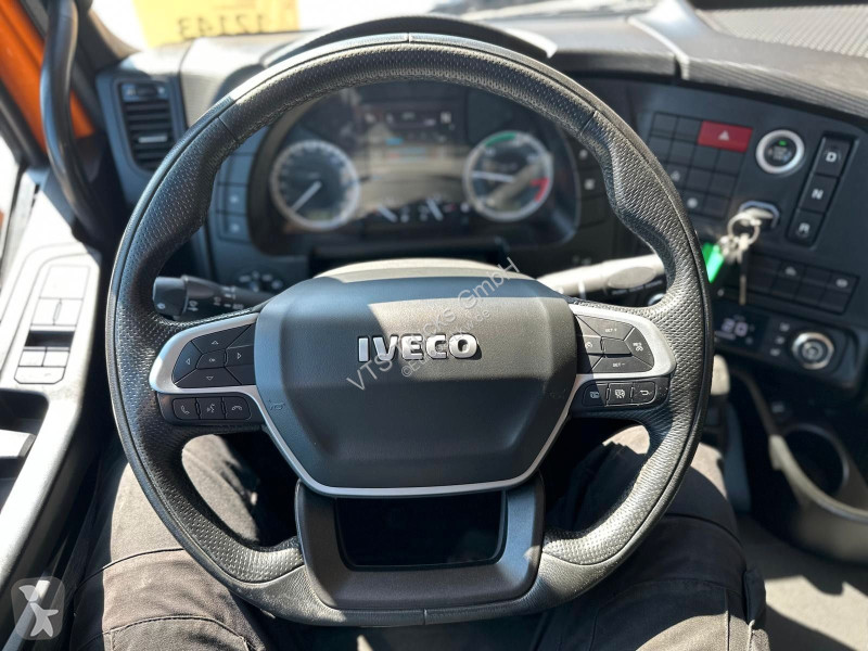 شاحنة Iveco XWay 480 8x4 BL  PALFINGER P24A AK...