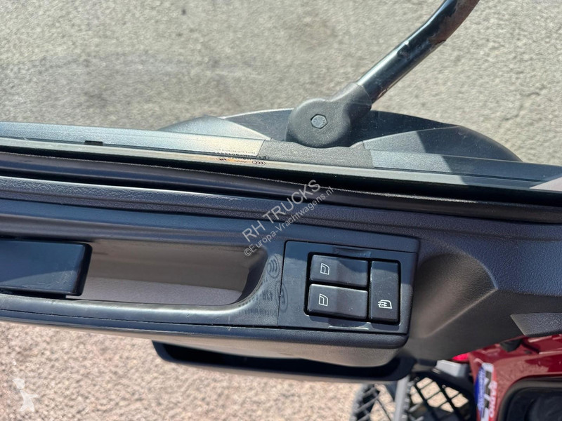شاحنة Volvo 280 EURO 6 - BOX 7,15M + DHOLLANDIA...