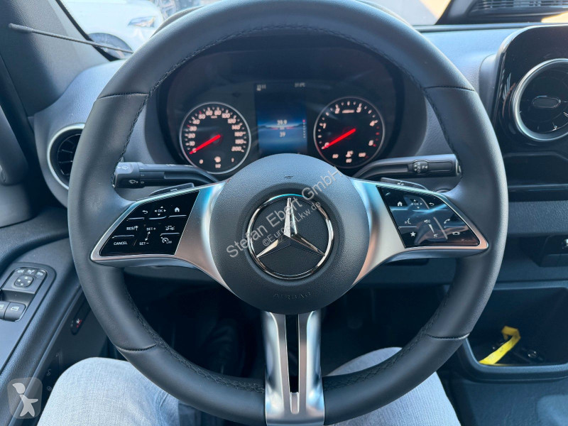 Nyttofordon Mercedes 519 CDI DoKa Henschel...