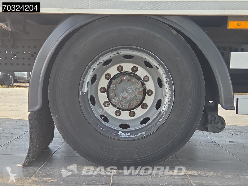 شاحنة Mercedes 1824 4X2 18 toneladas, 2000 kg,...