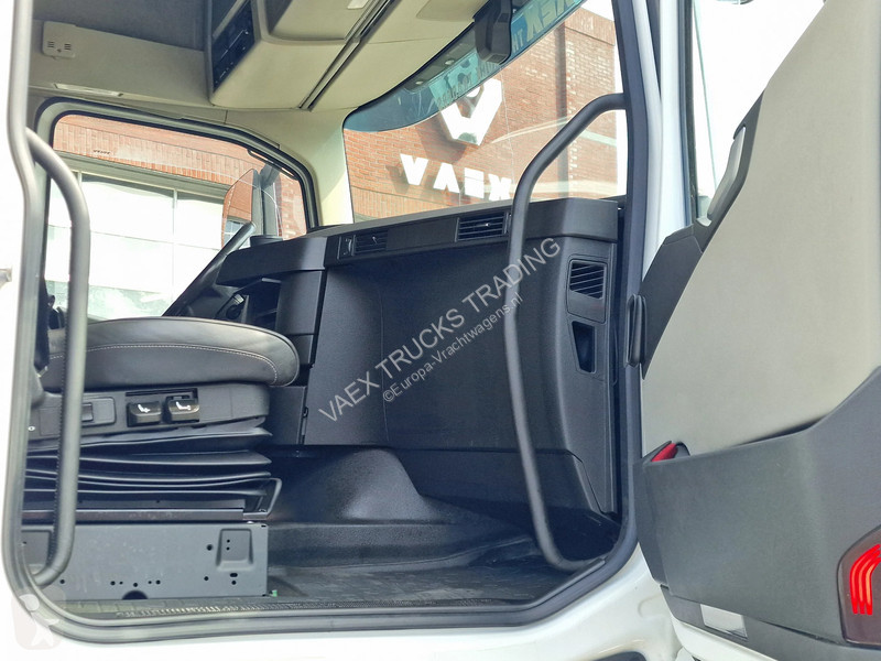 Camion Volvo 13500 Globetrotter 6x2 BDF - 4.90...