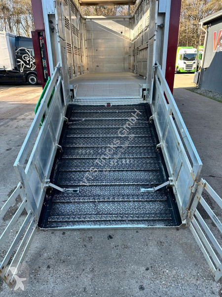 شاحنة Scania R520 6x2  4.Stock Menke Hubdach...