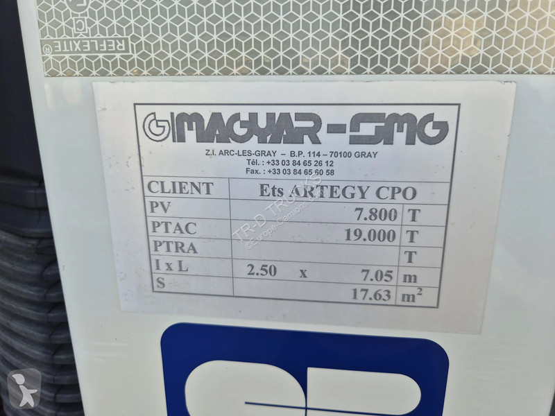 شاحنة Renault 270 FUEL / CARBURANT 13000L - 4...