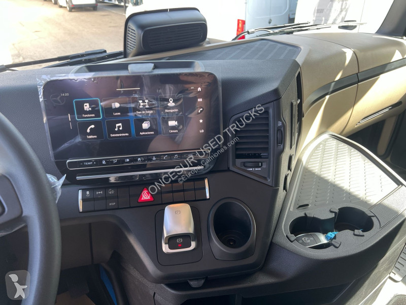 شاحنة Mercedes  1851 LS
