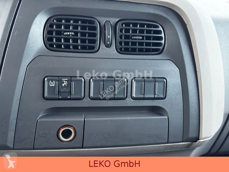شاحنة DAF 220 Koffer
