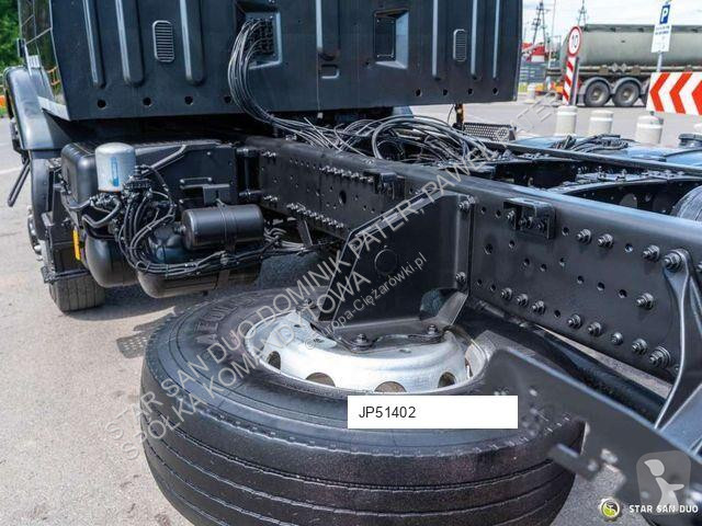 Ciężarówka Mercedes 1833 4x4 chassis frame camper