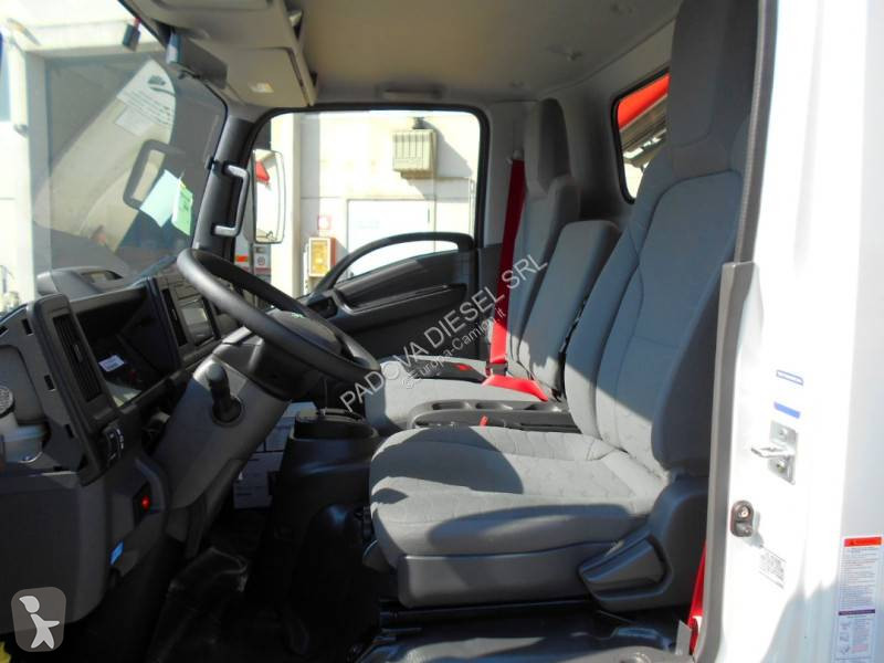 شاحنة Isuzu