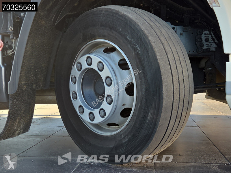 شاحنة DAF 450  4X2 Caja 8,20m Plataforma...