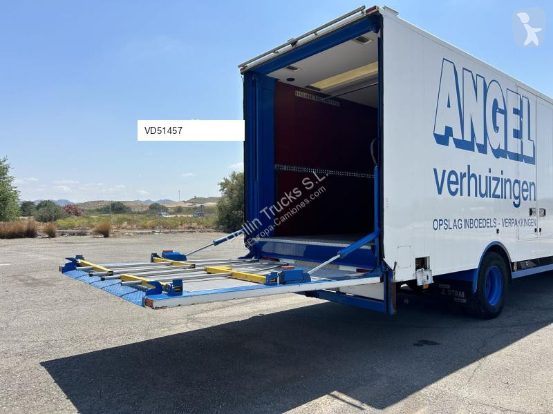 Camion Volvo FM 300 Furgon Mudanzas solo...