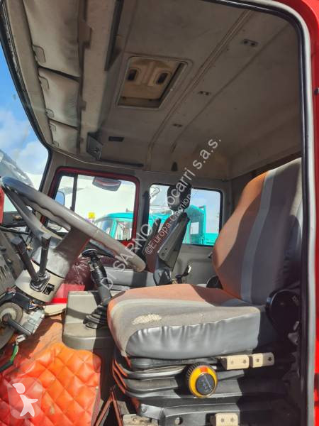 شاحنة Iveco