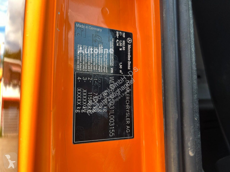 شاحنة Mercedes PKG 12001