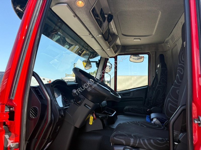 شاحنة Iveco 360 + HMF 4020 K5 + EURO 6 + JIB...