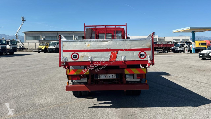 Camion Iveco 100E18 4X2