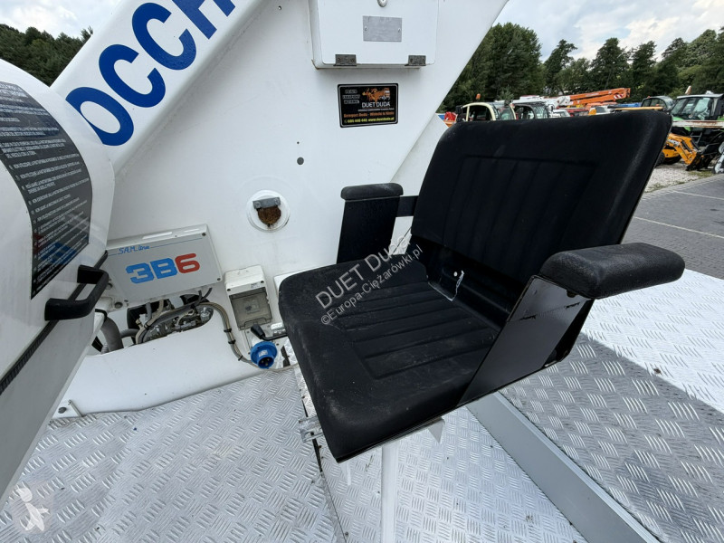 Camion MAN LE 14.220B 4x4 Zwyżka Bizzocchi KF...