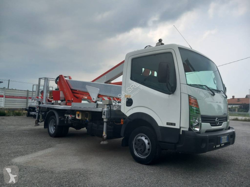 Camion Multitel MX 235